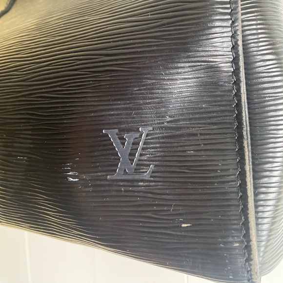 Louis Vuitton Black Epi Leather Noir Speedy 25 Boston Bag - Picture 8 of 14